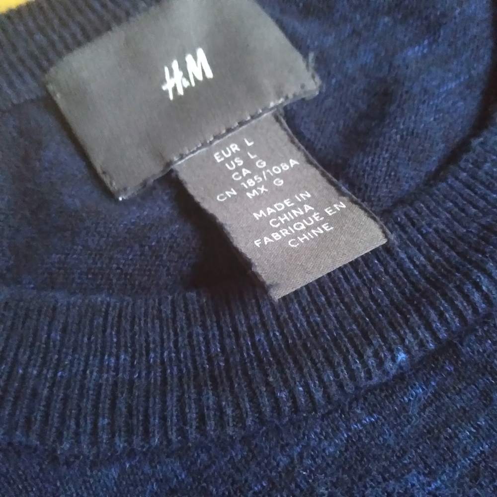 H&M‎ Men's Classic Blue Fall Closet Staple Crewneck Heathered Space Dyed Sweater